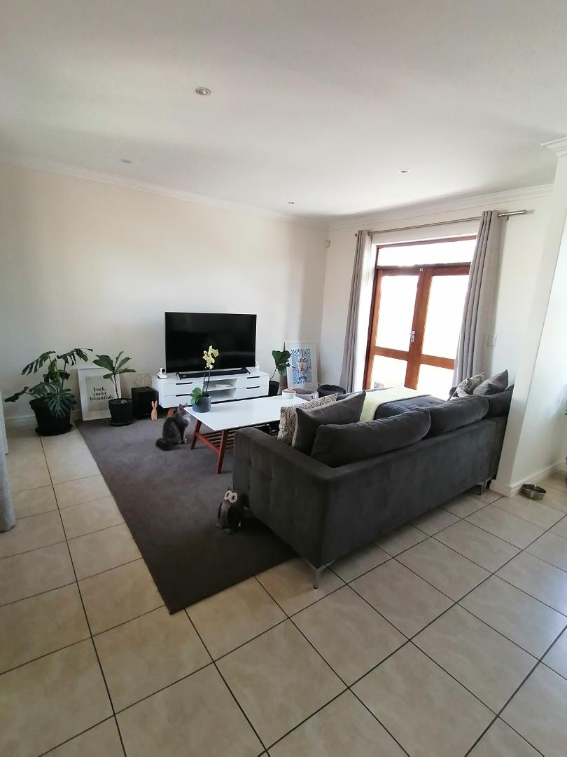 2 Bedroom Property for Sale in Royal Ascot Western Cape